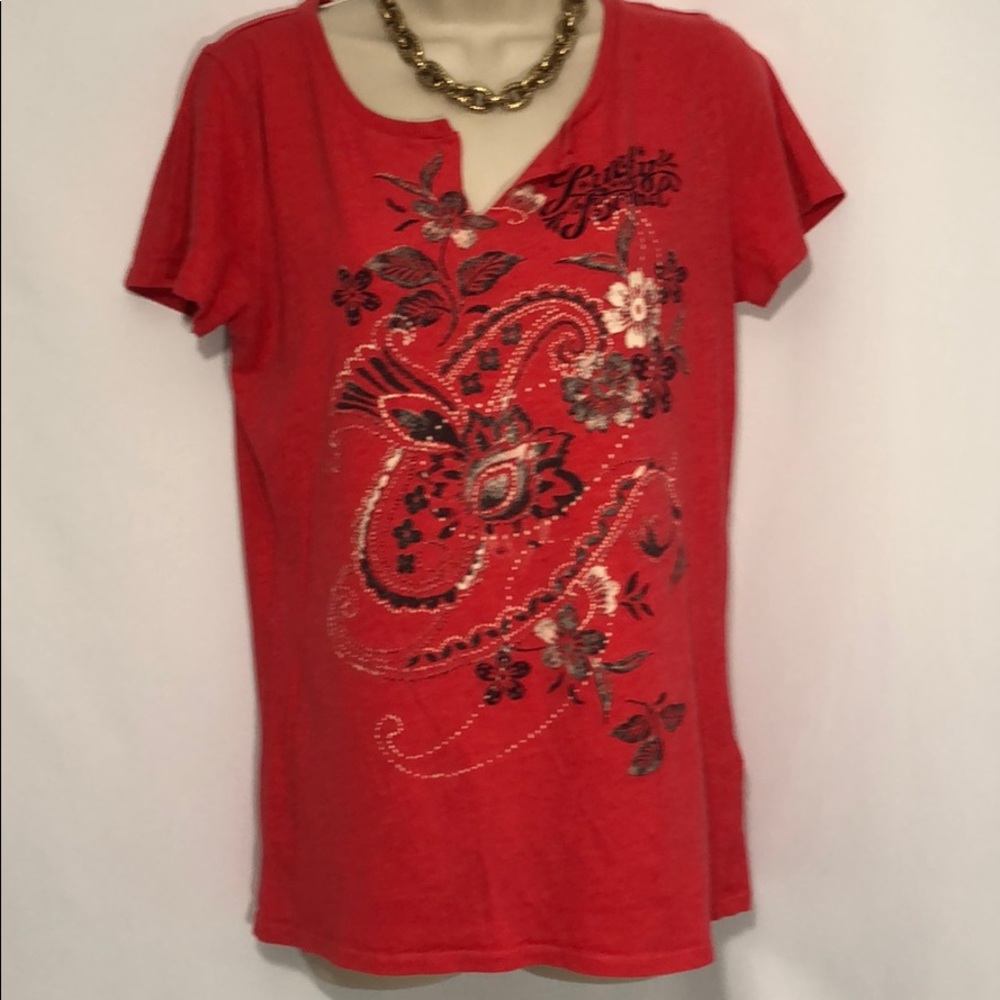 Ladies Lucky Brand V-neck floral graphicT-shirt